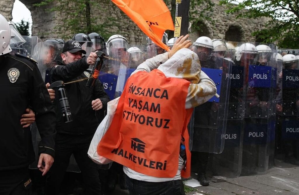 Yüzümüzü Taksim’e döndük, vazgeçmeyeceğiz!